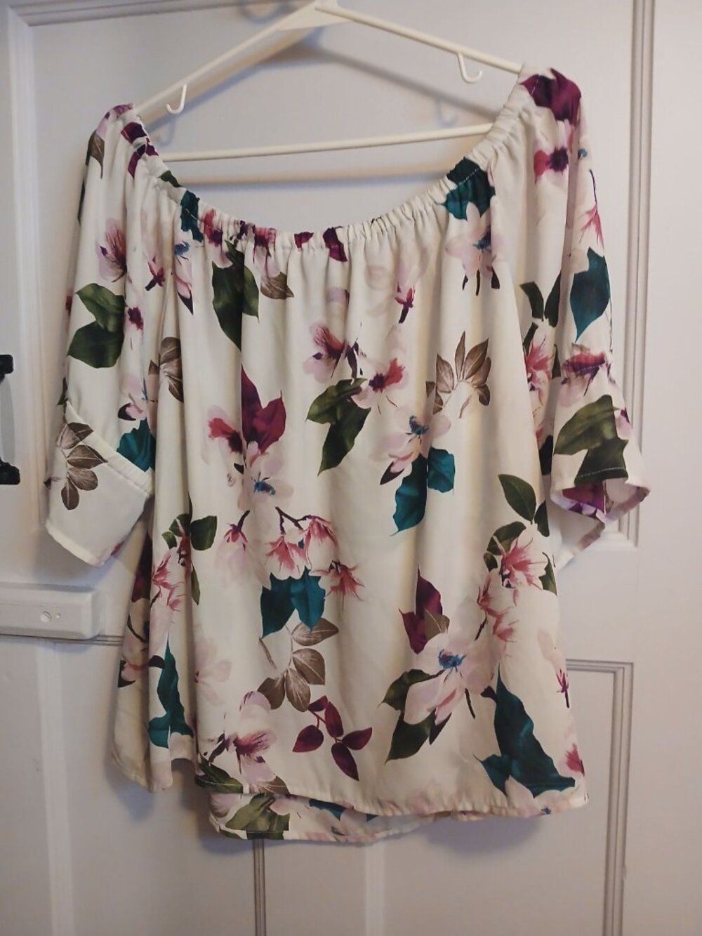 State Womens m White and Pink Floral Shirt
